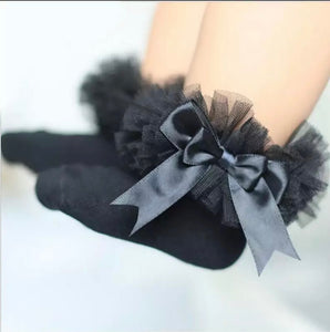 Baby girl socks with bow tie lace ruffle